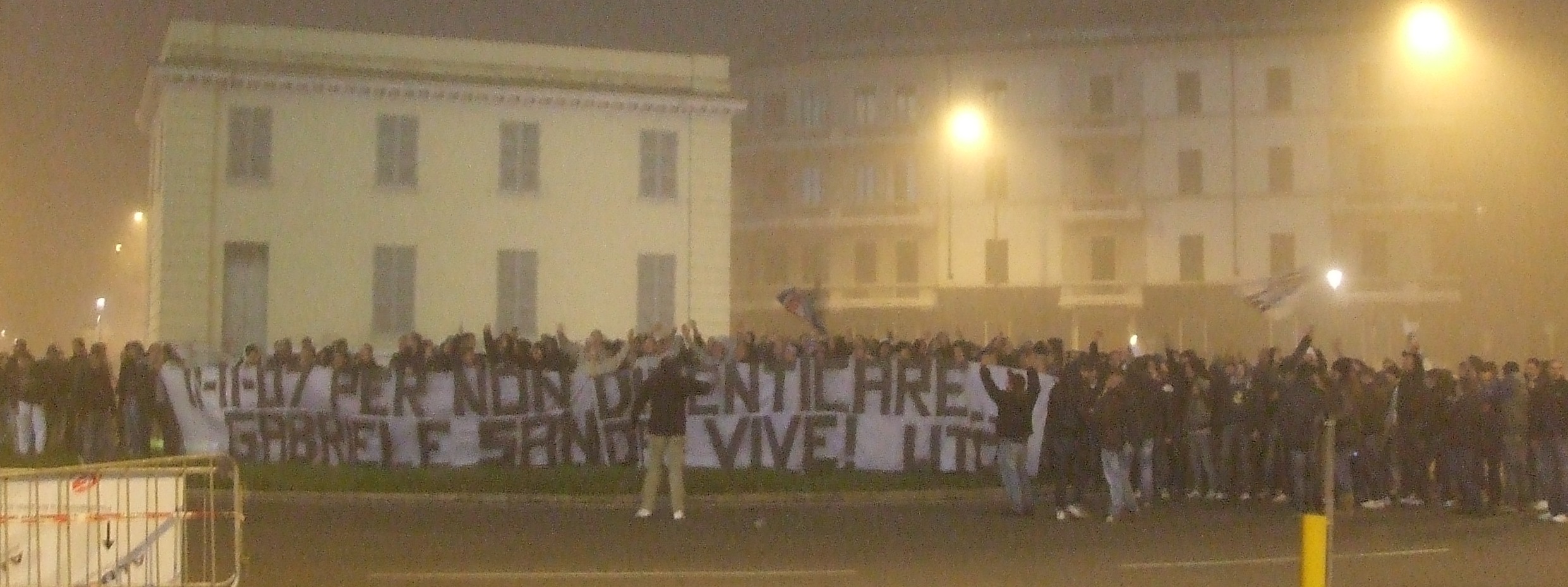 Ultras di Parma e Samp, insieme, fuori dal Tardini